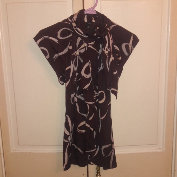 Ann Taylor Tops - 🆕️Beautiful Bow Top🆕️